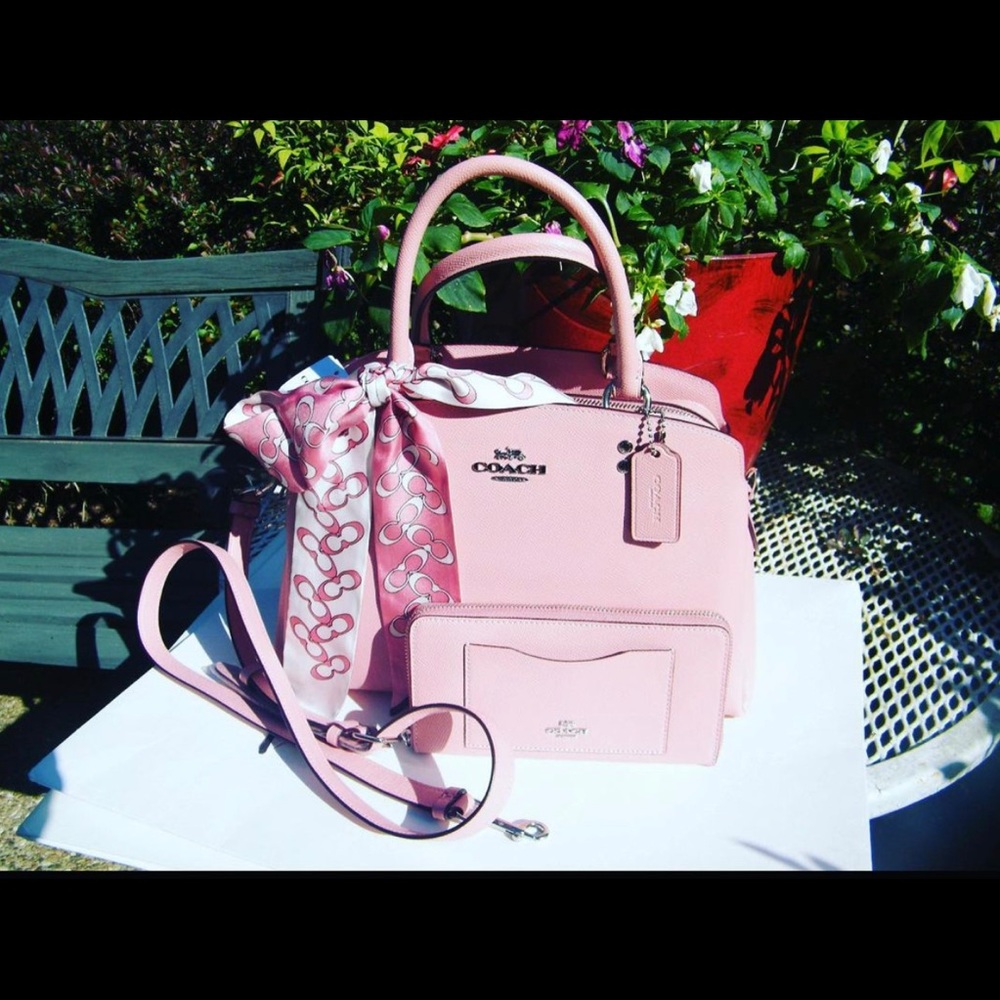 Coach pink purse with matching wallet, wrist scarf